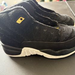 Jordan Black Sneakers Mid-Top Performance