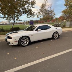 2015 Dodge Challenger R/T Plus