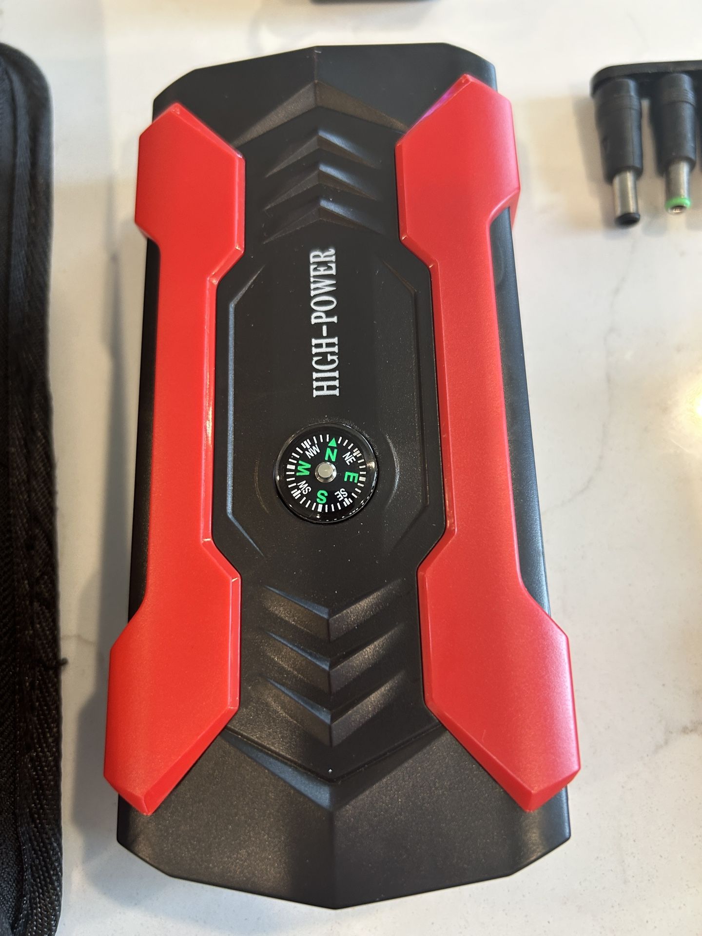 Car Jump Starter Power Pack Multi Function With case.