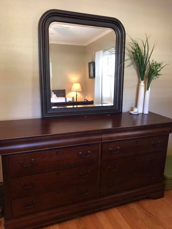 Broyhill Dresser And Mirror For Sale In Tampa Fl Offerup