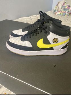 Nike Court vision mid Go the extra smile