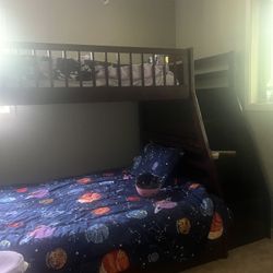 Bunk Bed With Stairs 