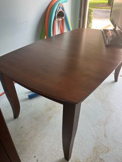 Canadel Dining set with chairs and credenza