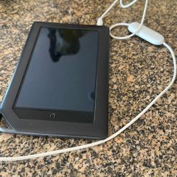  Barnes & Noble Nook Tablet 