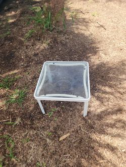 Aluminum glass top patio side table