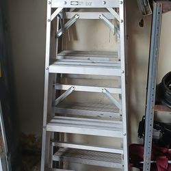 Aluminum Ladder, Husky, 6 Ft