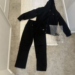 Black Alo Yoga Set