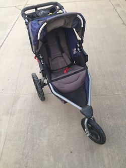 Jogger stroller