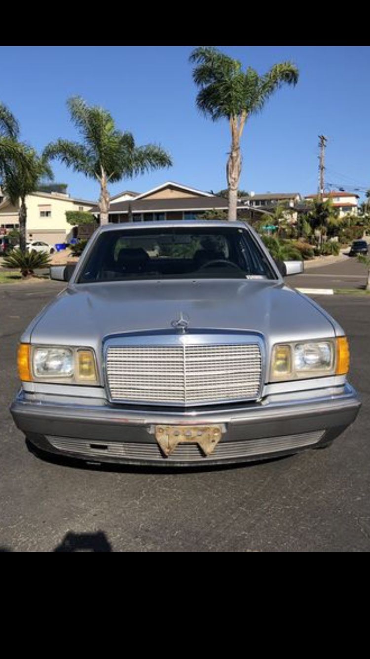 1985 Mercedes-Benz 300