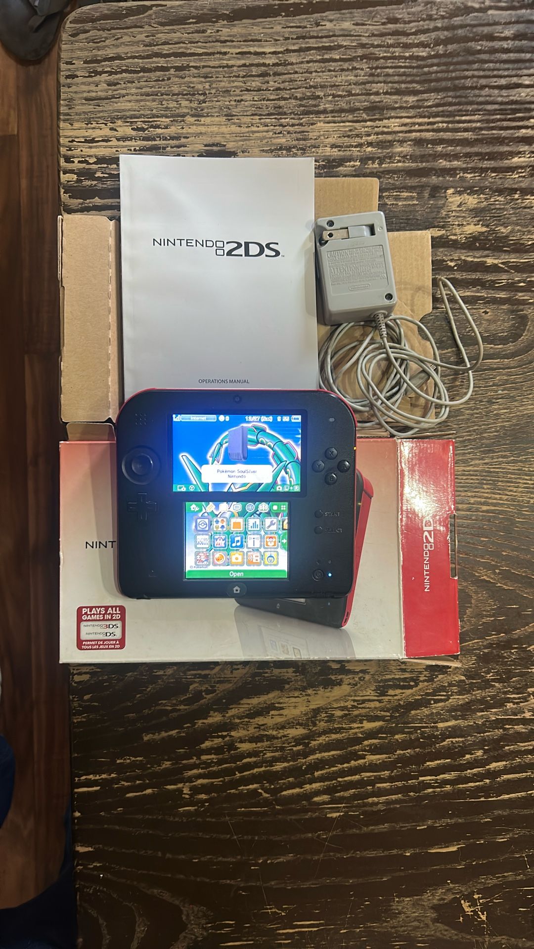Nintendo DS w/Pokemon Bank