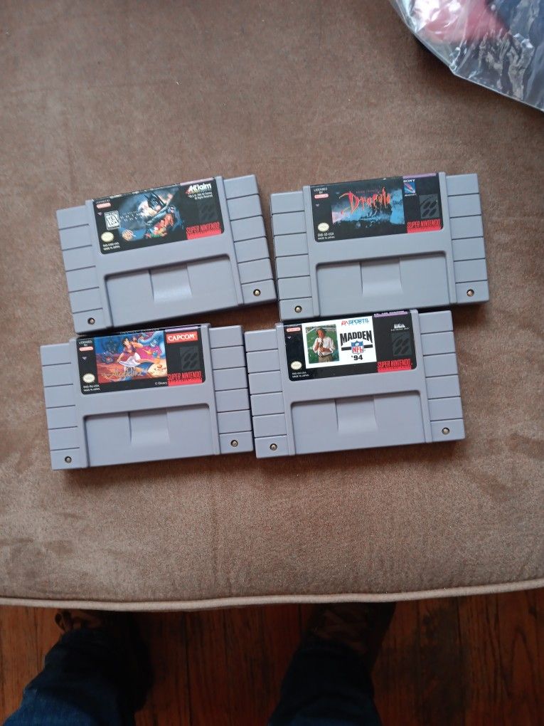 4 Super Nintendo Games