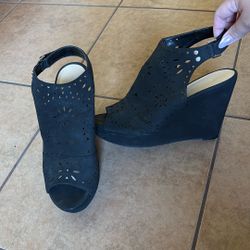 Black Wedges Size 11