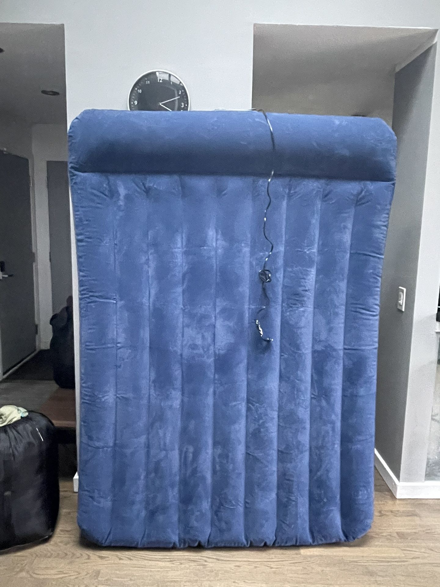 Blow Up Mattress - Full - electric Self Inflating & Deflating