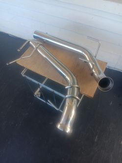 Exhaust pipes
