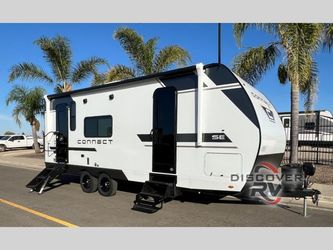2027 Connect Se C221rkse