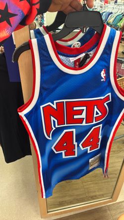 Derrick Coleman nets jersey