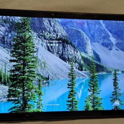 Samsung Galaxy A7 64gb 10.4  SM-T500 Mint Condition!