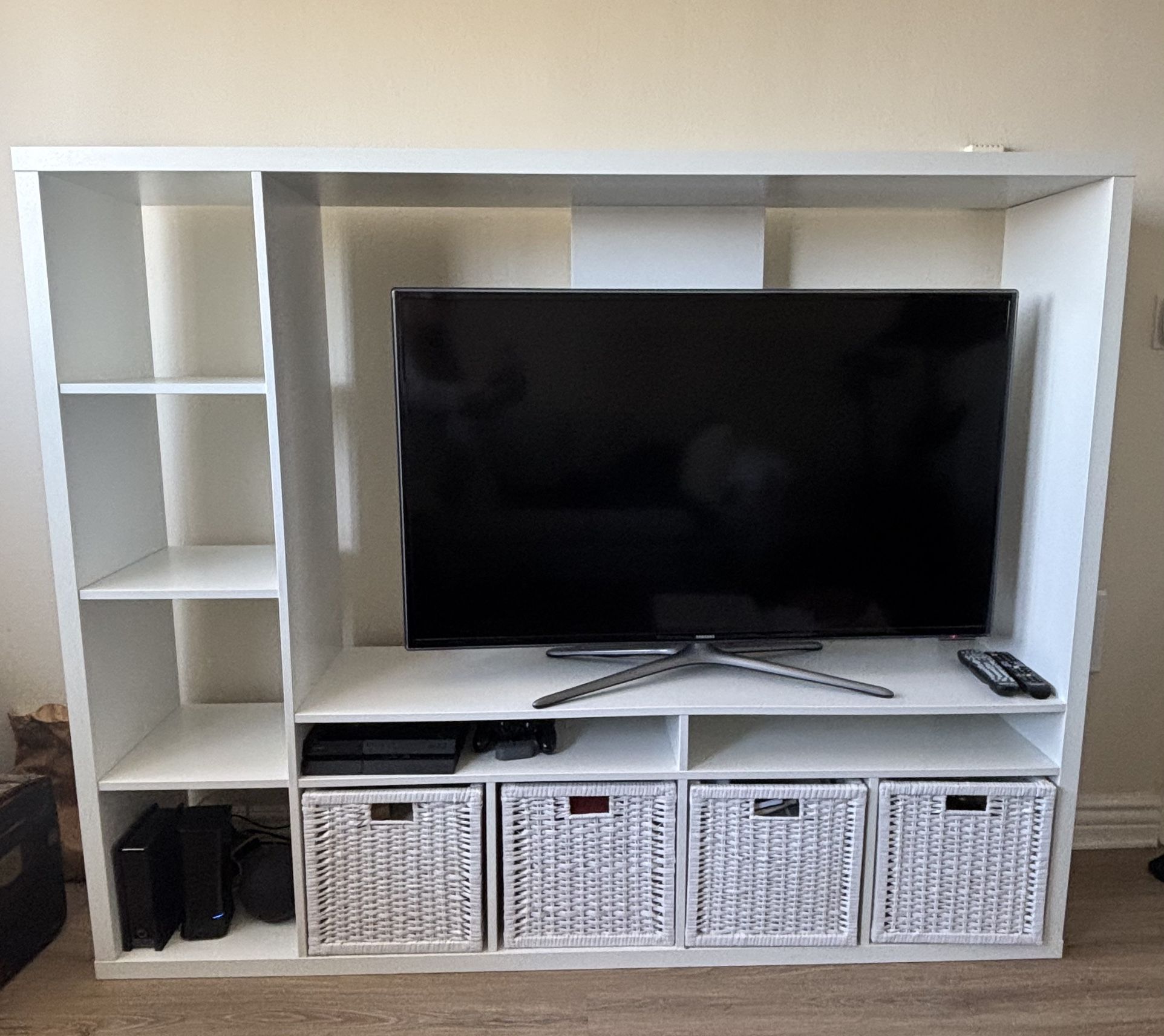 IKEA LAPPLAND White TV Stand Shelving Unit - Free TV 