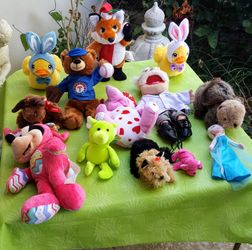 All toys has 3 moving toys