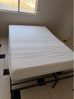 Full size mattress new!