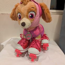 Nickelodeon Paw Patrol Plush Large Skye Girls Dog Roller Skates 