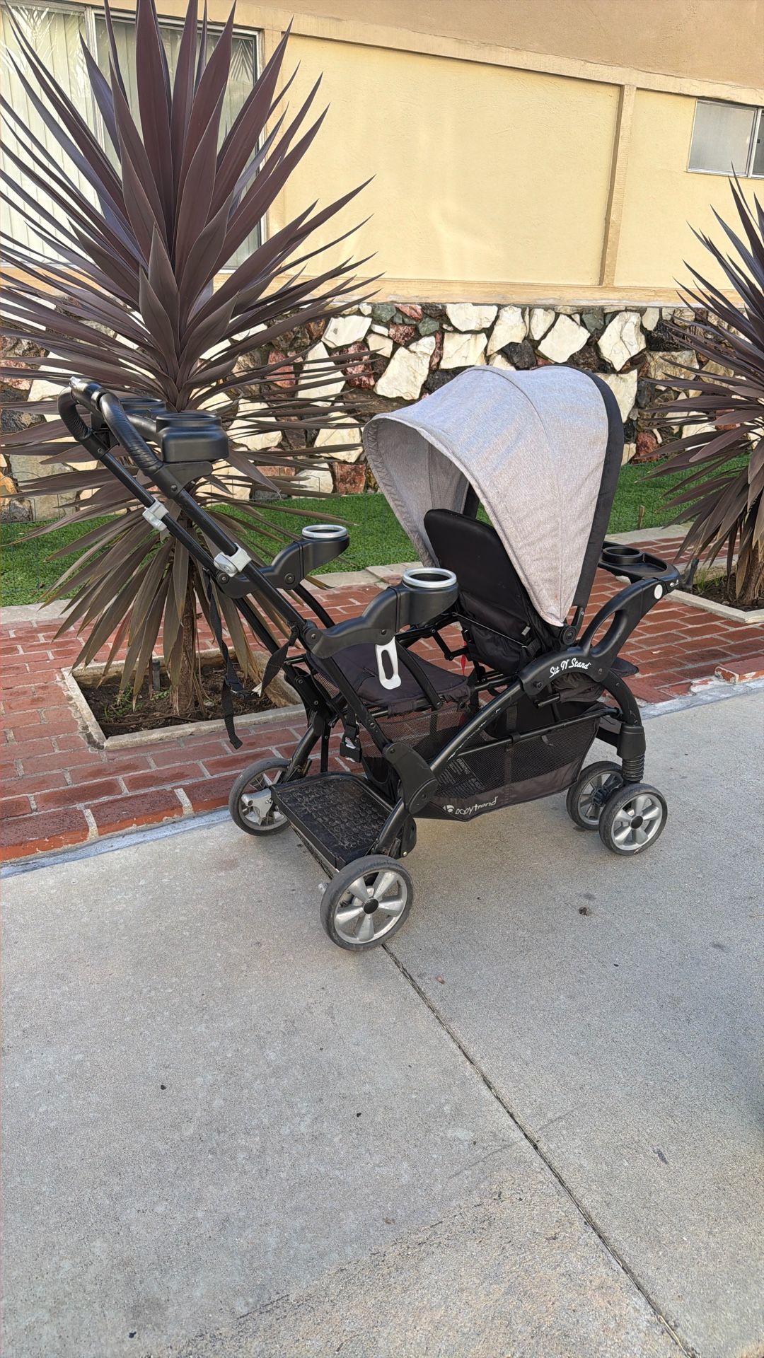Double Sit And Stand Stroller And Can Fit The Car Seat On