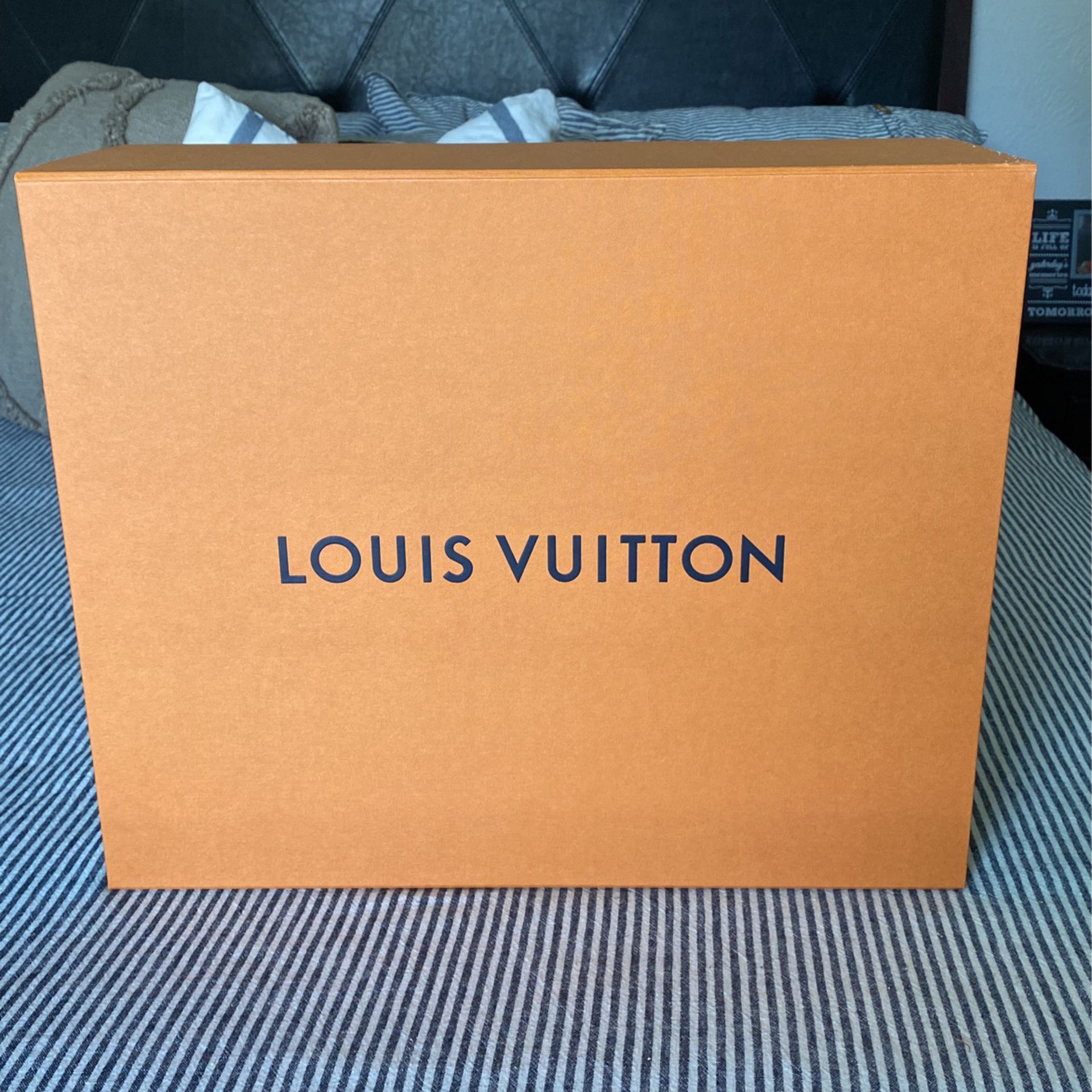 Louis Vuitton box-ONLY $40 for Sale in Plano, TX - OfferUp
