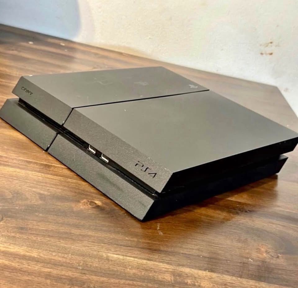 Ps4 with Projector.
