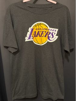 Men’s Lakers shirt