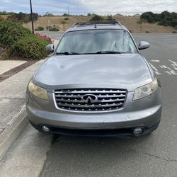 2004 Infiniti Fx35