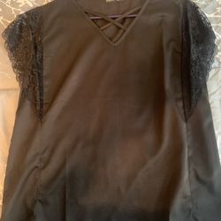 Women’s Blouse -size Medium 