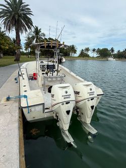 Donzi center console 24feet