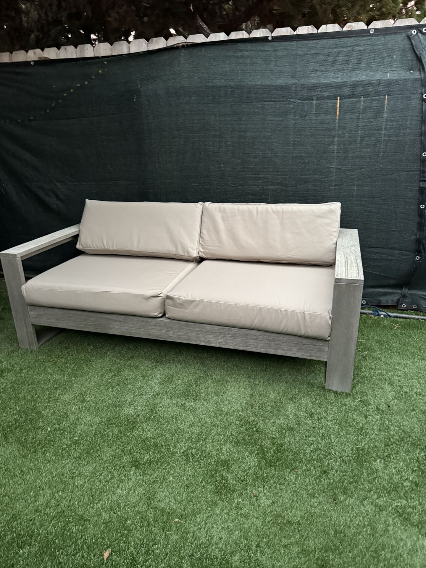 2 out door sofas