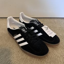 Brand new with tag unworn mens adidas gazelle indoor shoes: size 12.5 