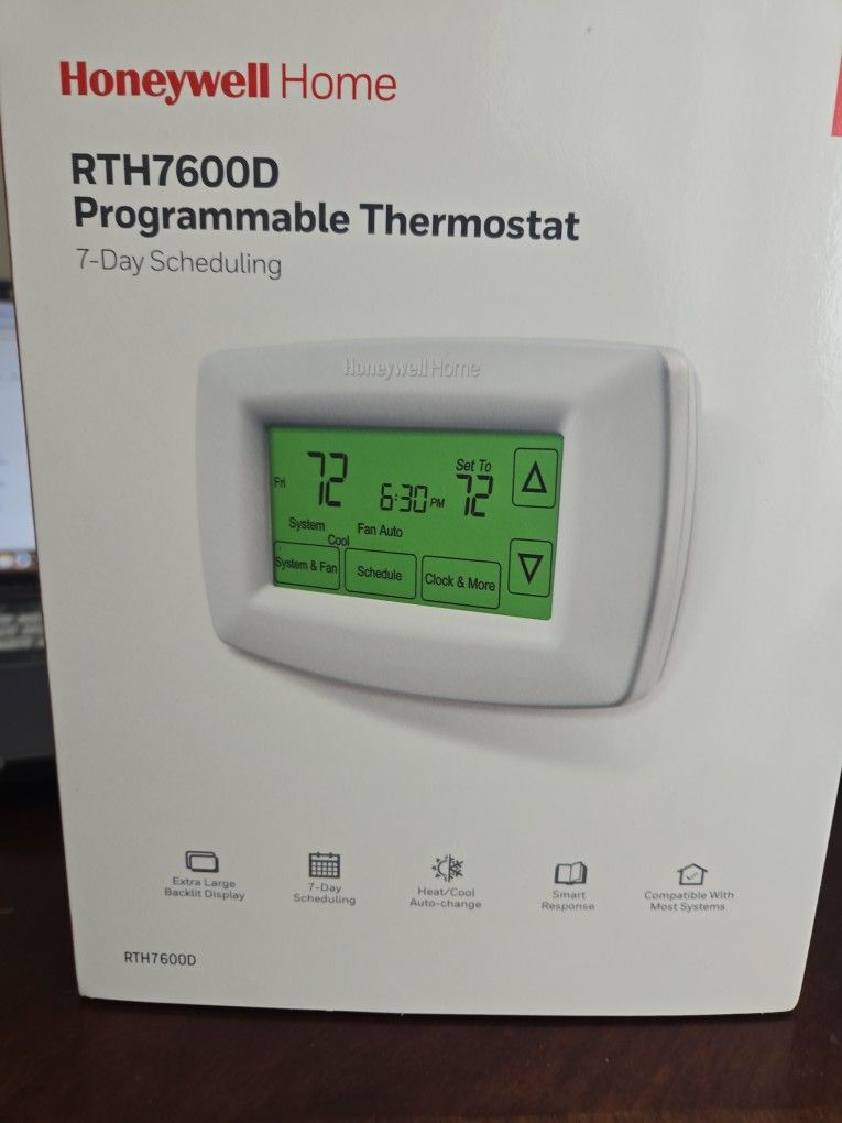 Honeywell Home RTH7600D