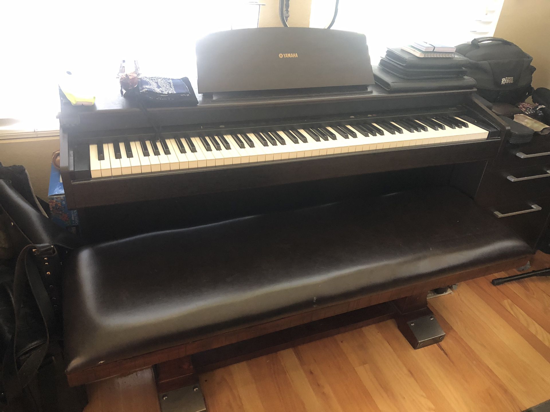 Yamaha digital piano Ydp-101