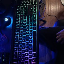 Keyboard for pc or computer for sale ! 