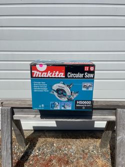 Makita HS0600 10 1/4” Circular Saw