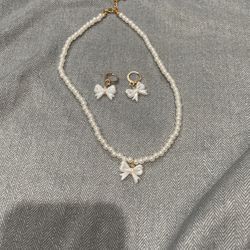 Girl Pearls
