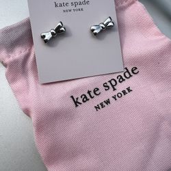 NWT Kate Spade Silver Bow Earrings With Dust Bag