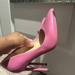 pink heels 