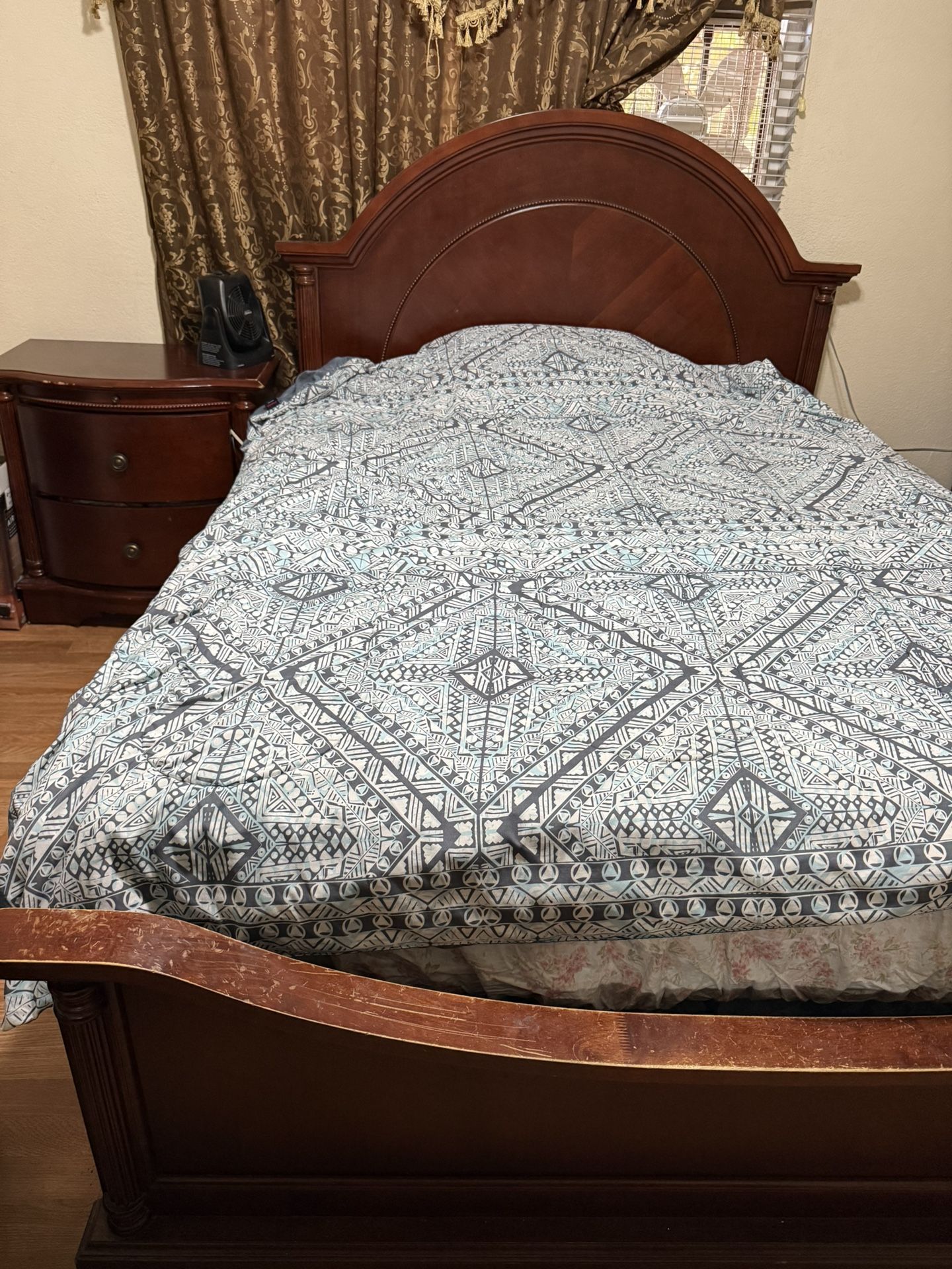 Full Queen Bedroom Set 