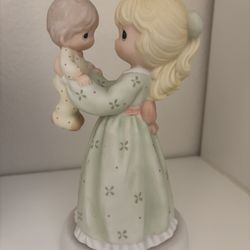 Precious moment  - happiness Is Being A Mom