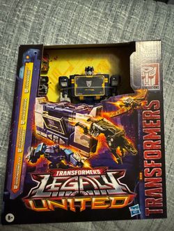 Transformers Legacy United Soundwave