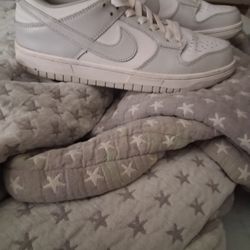 Nike Shoes Size 9