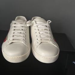 Gucci “Interlocking G”