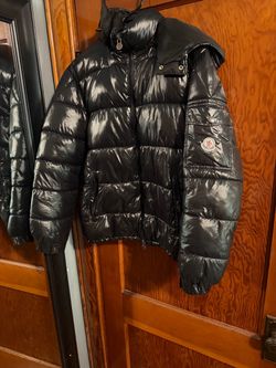 Moncler size M