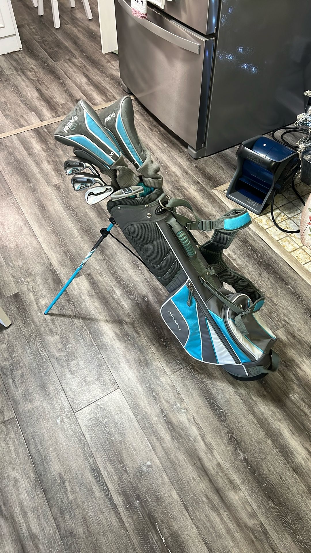 Junior Set MAXFU REV3 golf Clubs