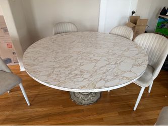Vintage faux marble round table and 6 cream chairs