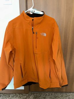 The north face men’s jacket, size L
